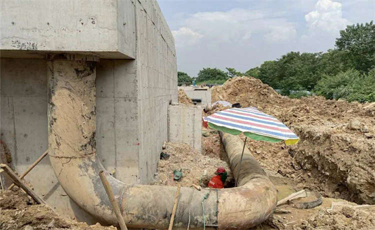 鋼材場鍍鋅板管,貴港610鋼立柱,1720mm螺旋鋼管,埋地螺旋焊管廠家