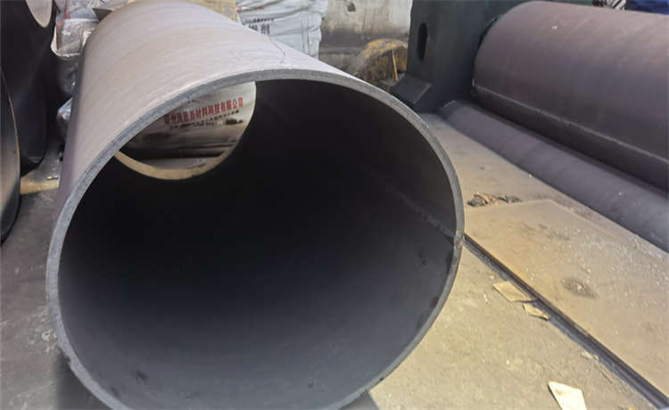 1750 2020螺旋管,廣州DN1900mm螺旋管,200mm螺旋鋼管,鋼材場螺旋管生產廠家螺旋鋼管加工廠