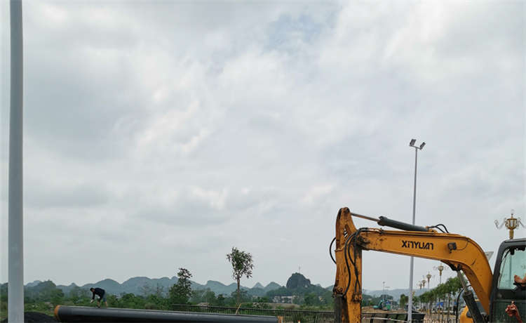 汕頭40A#工字鋼，2700mm螺旋管，鋼材場900mm螺旋焊管，1220給水螺旋管廠家