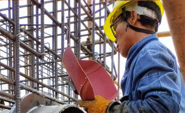 1320螺旋管廠家，給水防腐螺旋管，內徑1600mm螺旋管，螺旋焊管2400